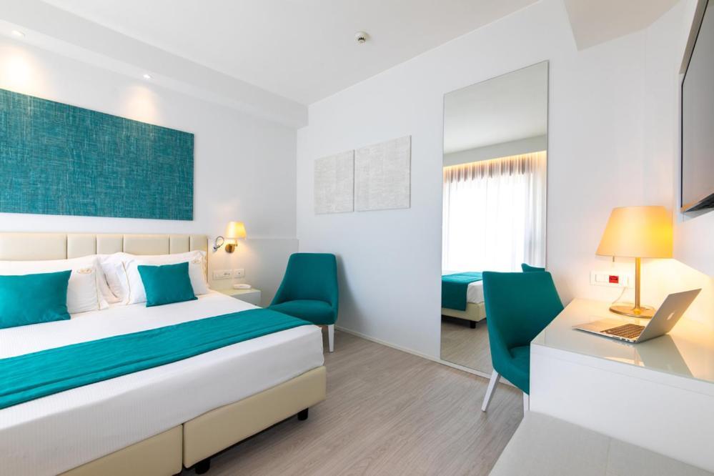 Hotel Imperia Lido di Jesolo Exterior foto